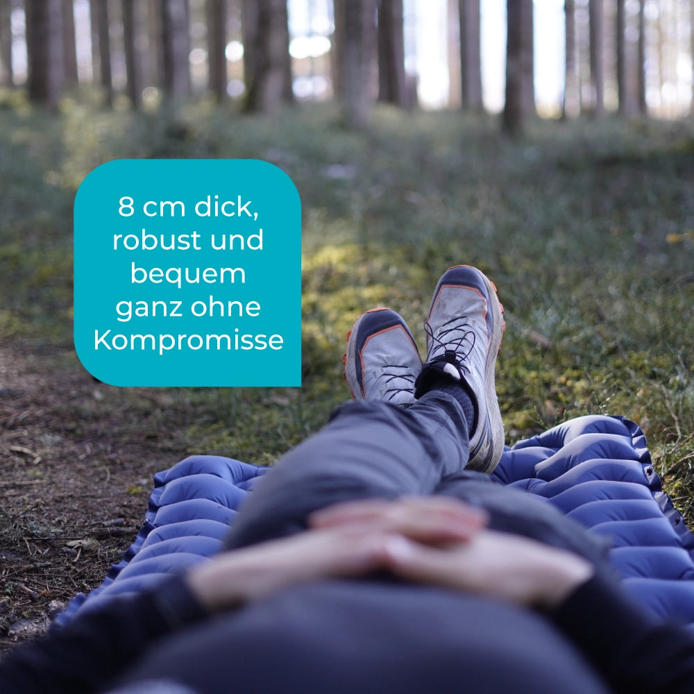 Ultralight & compact sleeping pad without a headrest – perfect for on the go
